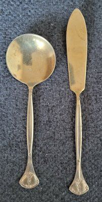 Vintage gold-plated fish spoon and knife