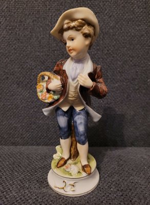 Capodimonte Figurine "Boy with a basket of flowers"