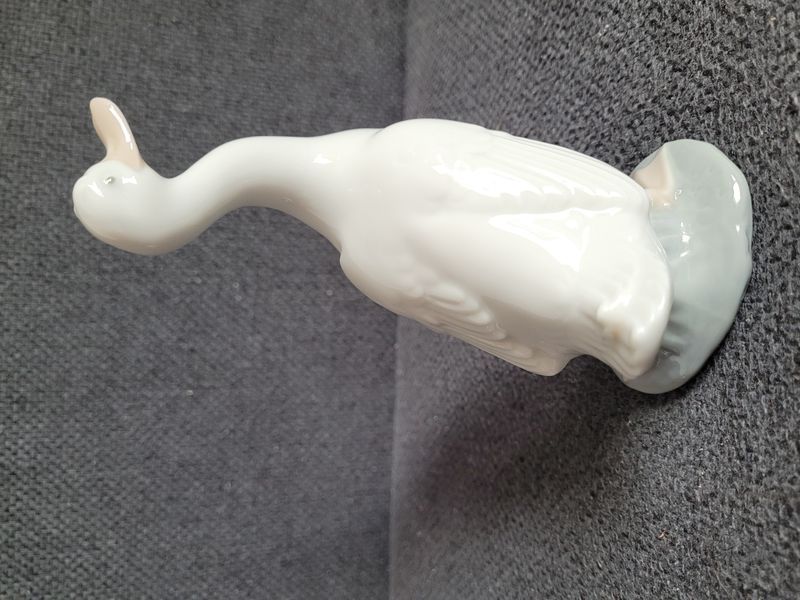 Figurine en porcelaine NAO by Lladro &laquo; Oie &raquo;