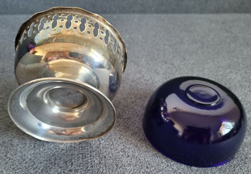 Vintage silver-plated Yeoman Sugar Bowl with Cobalt blue Glass Liner