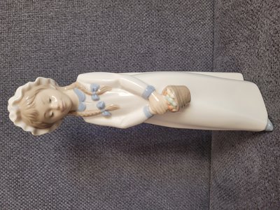 Zaphir Lladro Figurine "a Girl with Braids"