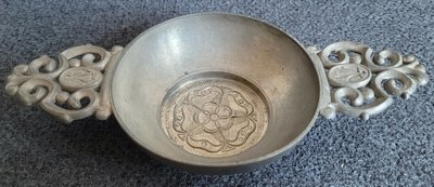 Vintage Tin FeinZinn Communion Bowl.