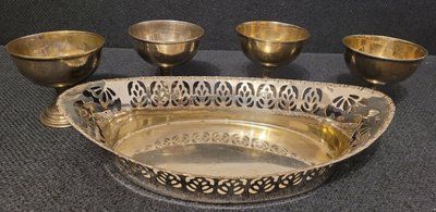 Vintage silver-plated fruit bowl (candy bowl) and 4 champagne glasses.