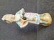 Dr&aacute;žďansk&aacute; porcel&aacute;nov&aacute; figurka &bdquo;D&iacute;vka hraj&iacute;c&iacute; na niněru&ldquo;, Conta & Boehme