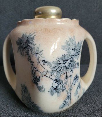 A rare antique ceramic cookie jar Doulton Burslem "Arundel" of the late 19th century.