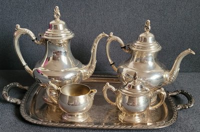 Vintage silver-plated Tea set Oneida Silver Company 5 items