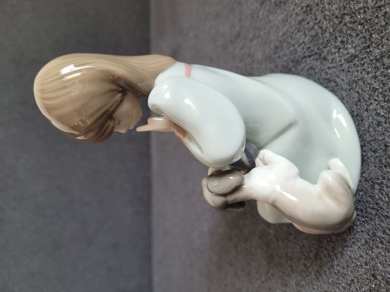 Lladro Porcelain Figurine "Cat Nap" No. 5640 | 1990 | Spain