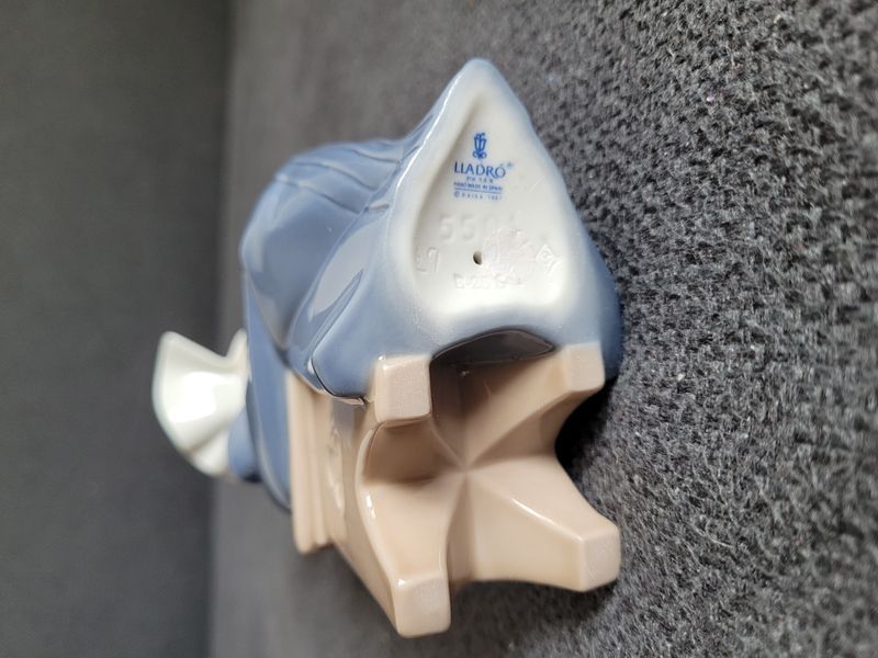 Lladro Porzellanfigur "Zeit zum N&auml;hen" Nr. 5501 | 1988 | Spanien