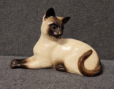 Beswick Figurine Siamese Cat 1558