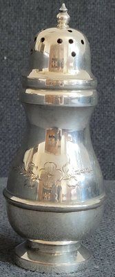 Silver-plated salt shaker with handmade engraving