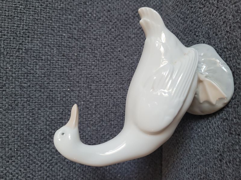 Vintage porcelanowa figurka NAO by Lladro &bdquo;Goose&rdquo; &mdash; kolekcjonerska figurka gęsi, Hiszpania