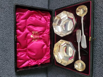 Antique set of two spoons sterling silver 925 mid-19th century and two bowls for mustard silverplate