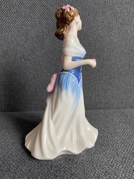 Royal Doulton "For You" HN 3754 | 1995 | Fine Bone China | Inglaterra