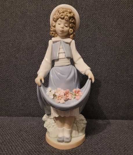 Nao by LLADRO「花を持つ少女」＃ロココ調rococo style NAO by Lladro Figurine 