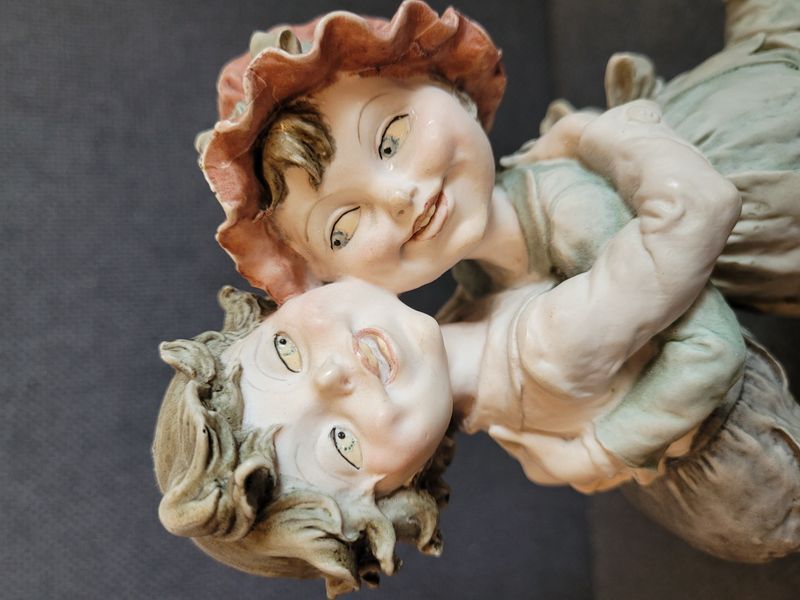 Giuseppe Armani Porcelain Figurine &ldquo;Embrace&rdquo;
