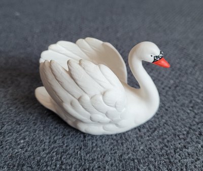 Goebel porcelain Swan\Planters