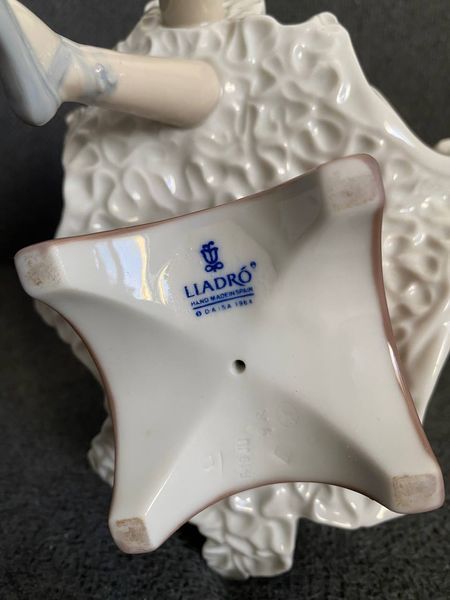 Figura de porcelana Lladro #5275 "Bailarina cansada" | Espa&ntilde;a