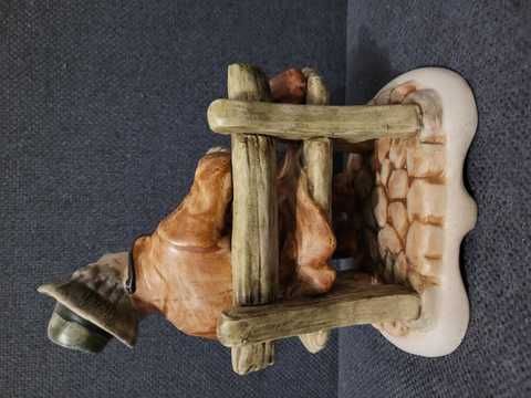 Capodimonte Tramp Playing Accordion on a Bench | Italian Ceramic