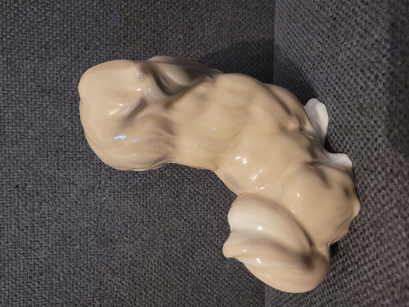 Lladro Pekingi palotakutya 4641 | Porcel&aacute;nfigura | Spanyolorsz&aacute;g
