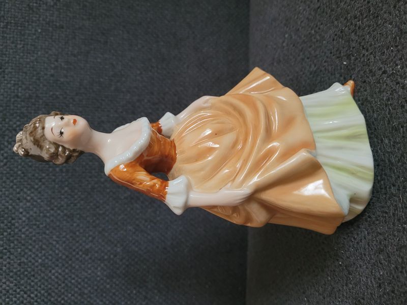 Vintage Alfretto Porcelain Figurine Girl in Brown Victorian Dress 17.5 cm