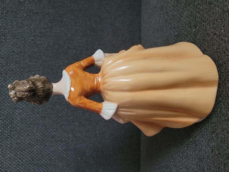 Vintage Alfretto Porcelain Figurine Girl in Brown Victorian Dress 17.5 cm