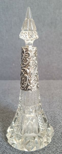 Antique Crystal Perfume flask with Silver collar Henry Williamson 1902