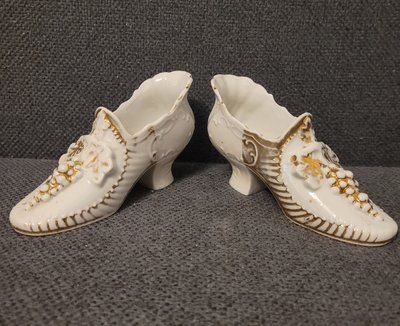 Pair of Vintage German Porcelain Shoes with Relief Ornament and Gilding