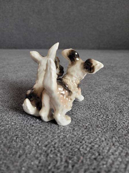 Vintage figurine of two terriers UNTERWEISSBACH (Germany)