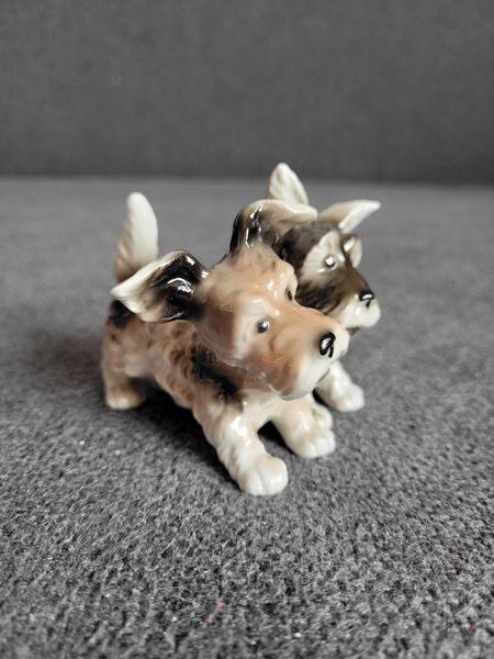 Vintage figurine of two terriers UNTERWEISSBACH (Germany)