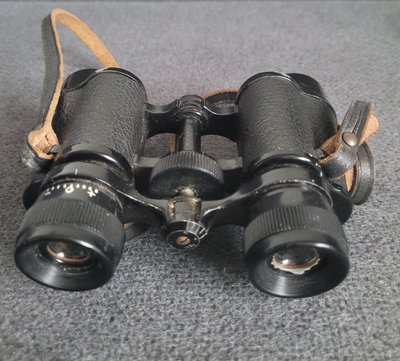 Lieberman & Gortz 8x32 binoculars, Germany